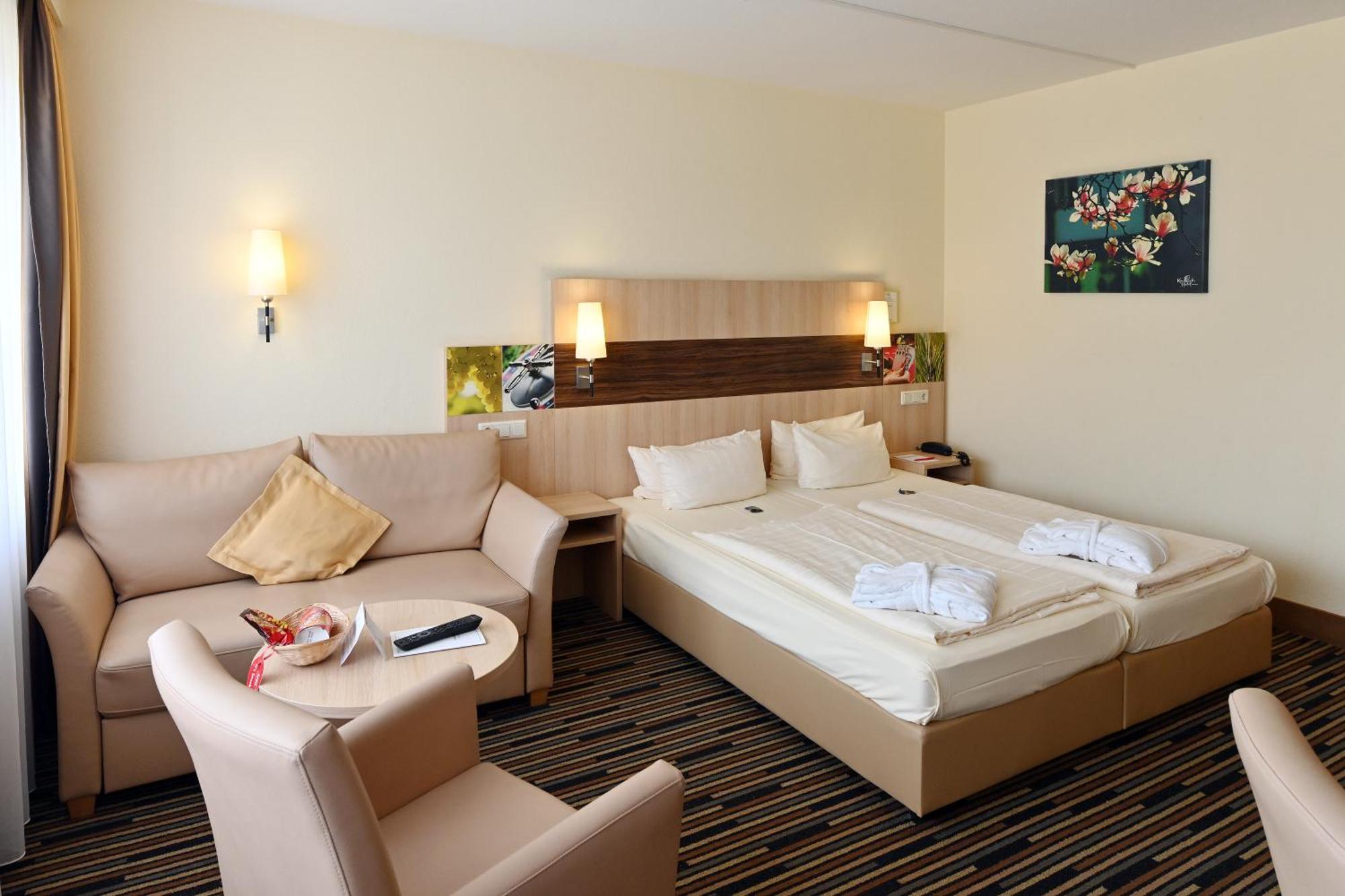 Kurpark-Hotel Bad Duerkheim Luaran gambar