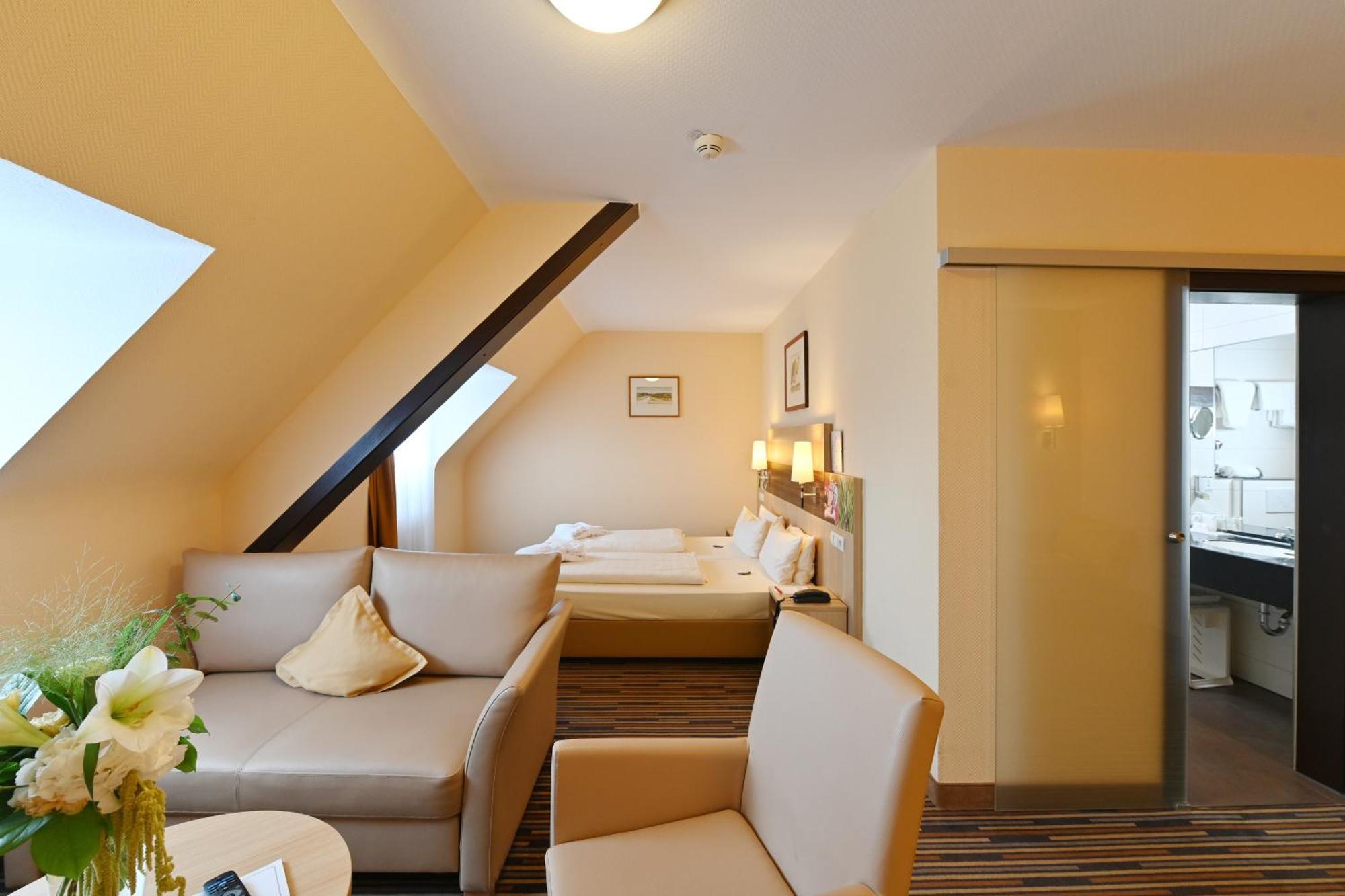 Kurpark-Hotel Bad Duerkheim Luaran gambar